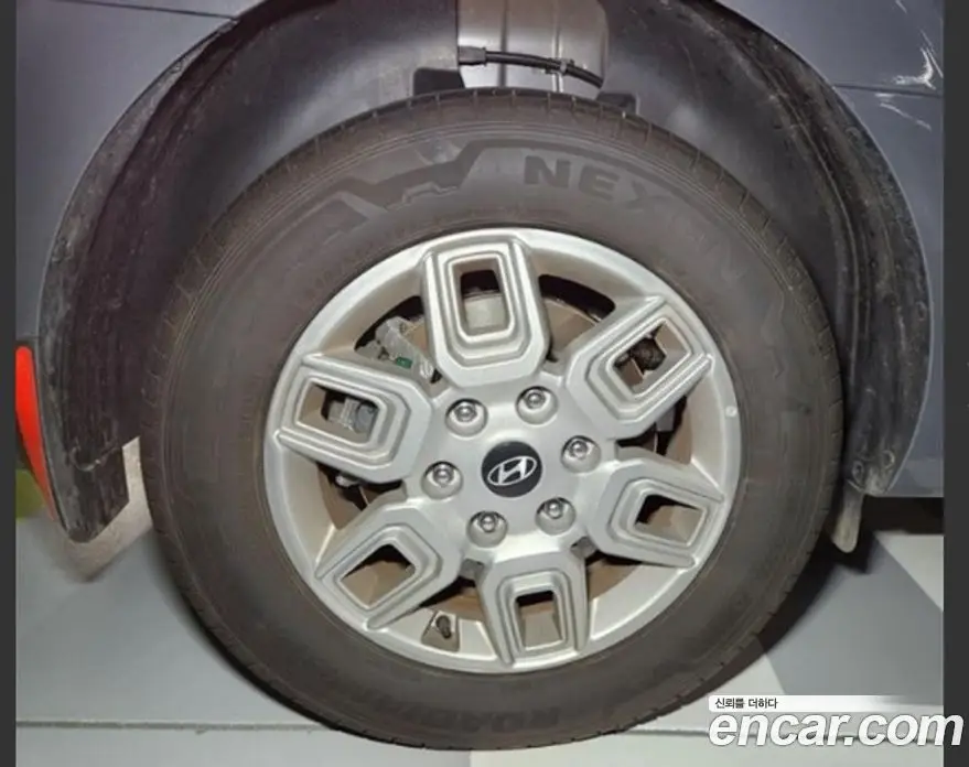 Hyundai Staria 2025 1.6 автомат (гидро), фото 14