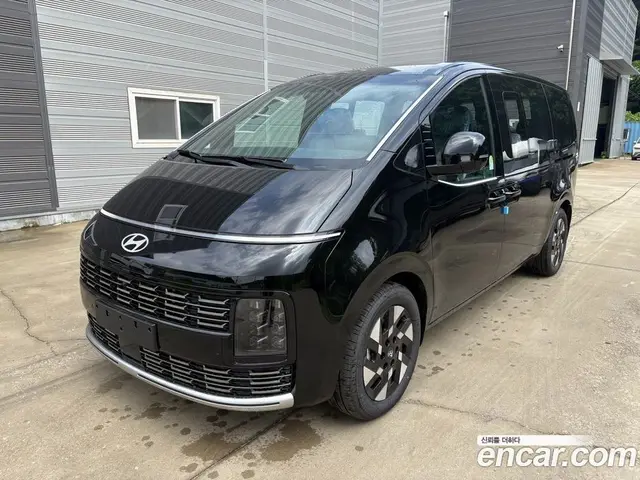 Hyundai Staria 2026 1.6 автомат (гидро), миниатюра 1