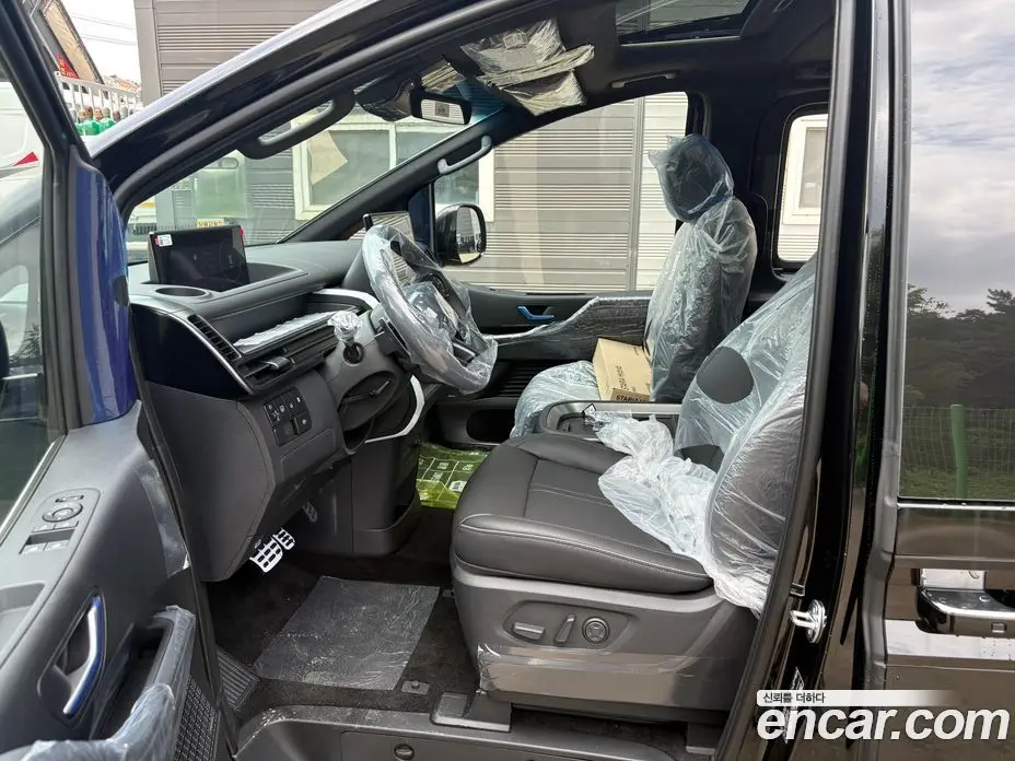 Hyundai Staria 2026 1.6 автомат (гидро), фото 17