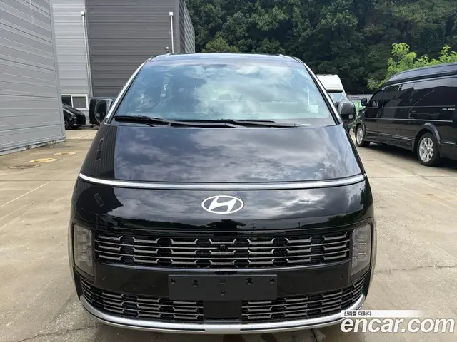 Hyundai Staria 2026 1.6 автомат (гидро), миниатюра 3
