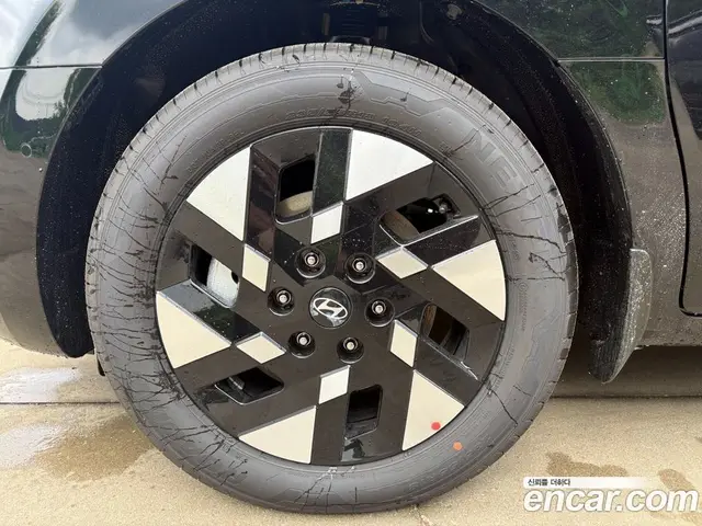 Hyundai Staria 2026 1.6 автомат (гидро), миниатюра 5