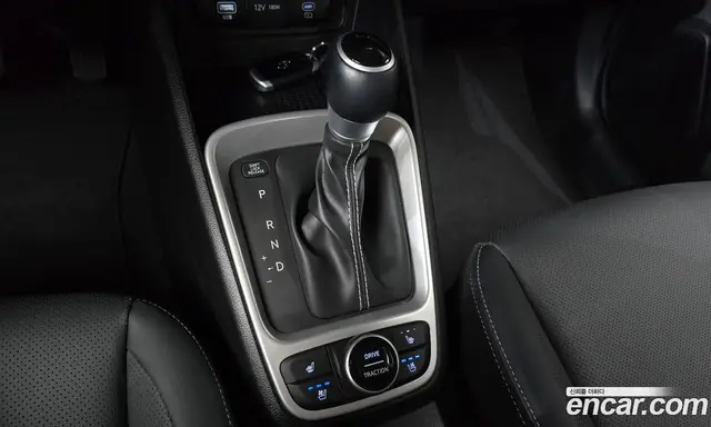 Hyundai Venue 2026 1.6 автомат (гидро), миниатюра 11