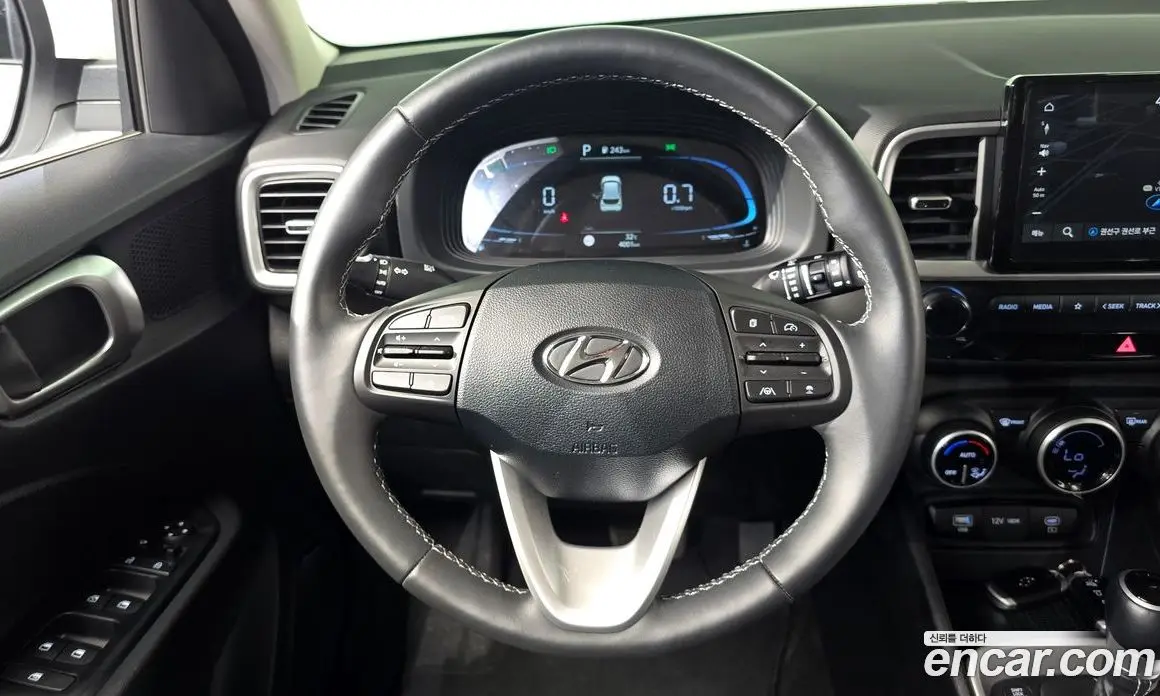 Hyundai Venue 2026 1.6 автомат (гидро), фото 18