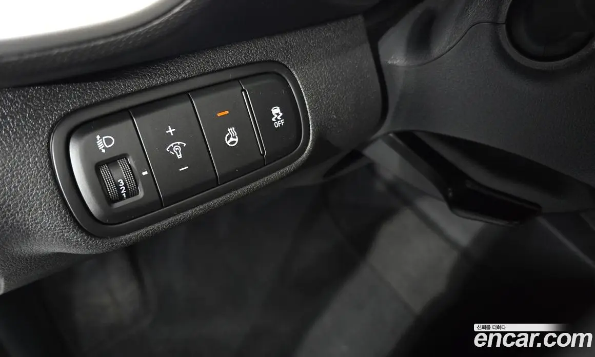 Hyundai Venue 2026 1.6 автомат (гидро), фото 23