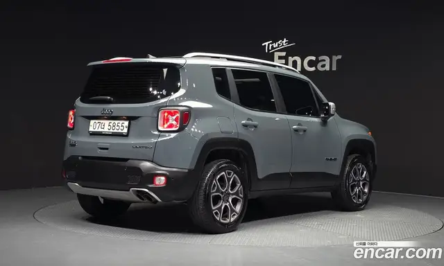 Jeep Renegade 2018 2.0 автомат (гидро), миниатюра 2