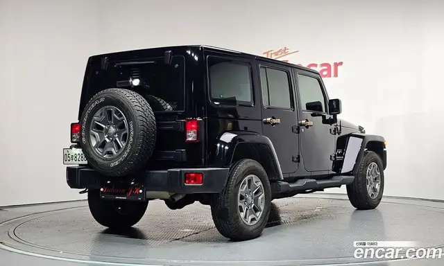 Jeep Wrangler 2017 3.6 автомат (гидро), миниатюра 2