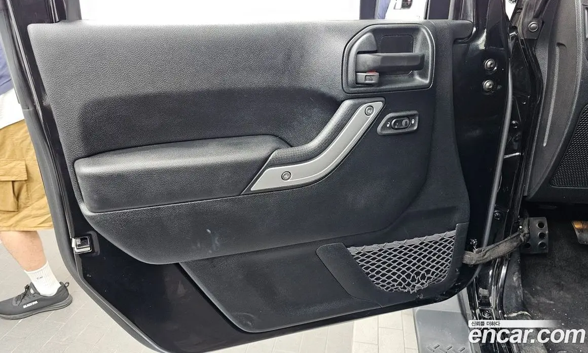 Jeep Wrangler 2017 3.6 автомат (гидро), фото 14