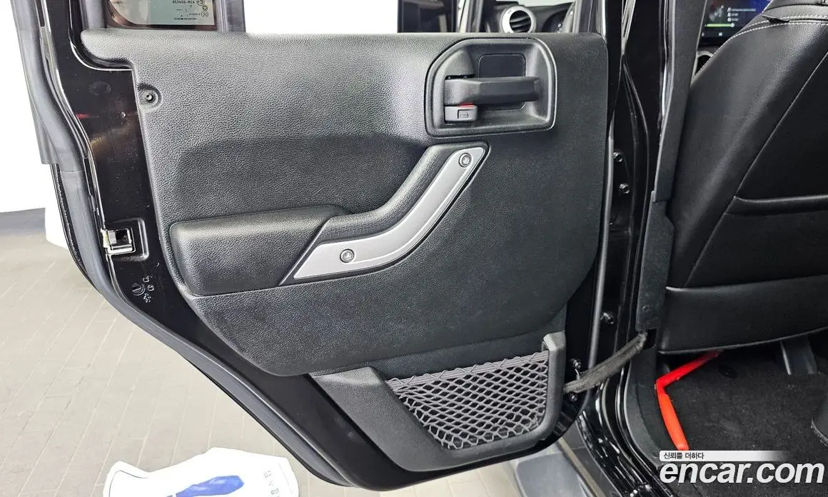Jeep Wrangler 2017 3.6 автомат (гидро), фото 15