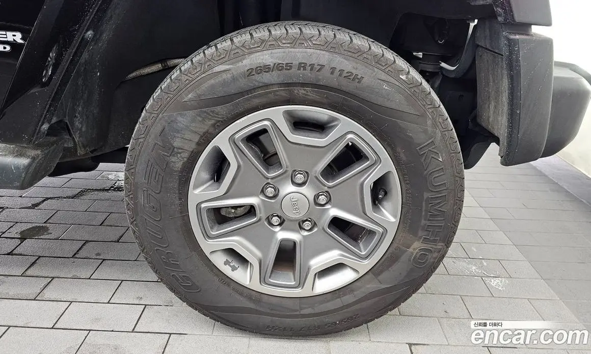 Jeep Wrangler 2017 3.6 автомат (гидро), фото 7