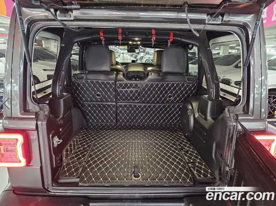 Jeep Wrangler 2019 2.0 автомат (гидро), фото 16
