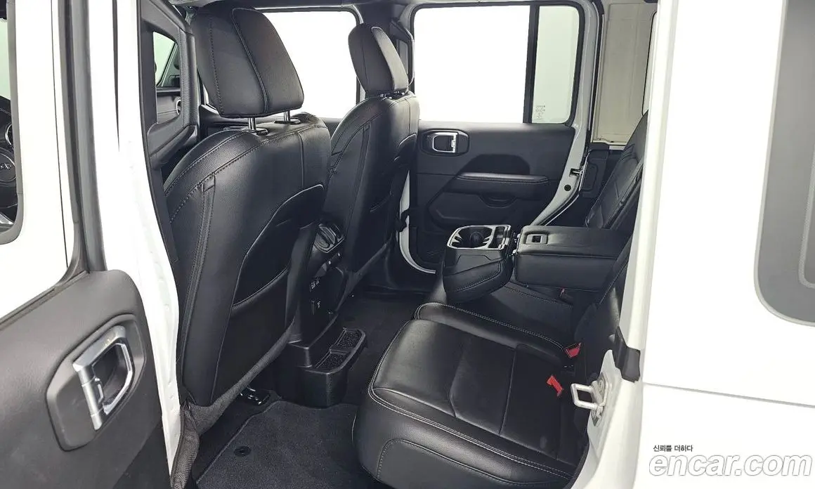 Jeep Wrangler 2021 2.0 автомат (гидро), фото 17