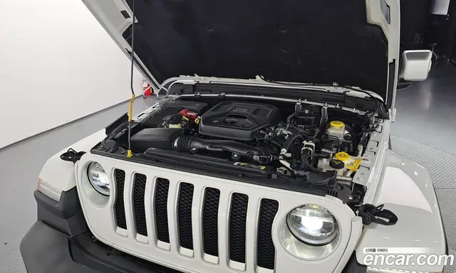 Jeep Wrangler 2021 2.0 автомат (гидро), миниатюра 5