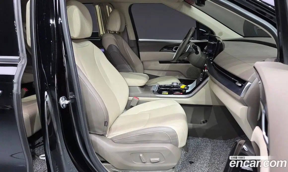 Kia Carnival 2023 3.5 автомат (гидро), фото 16