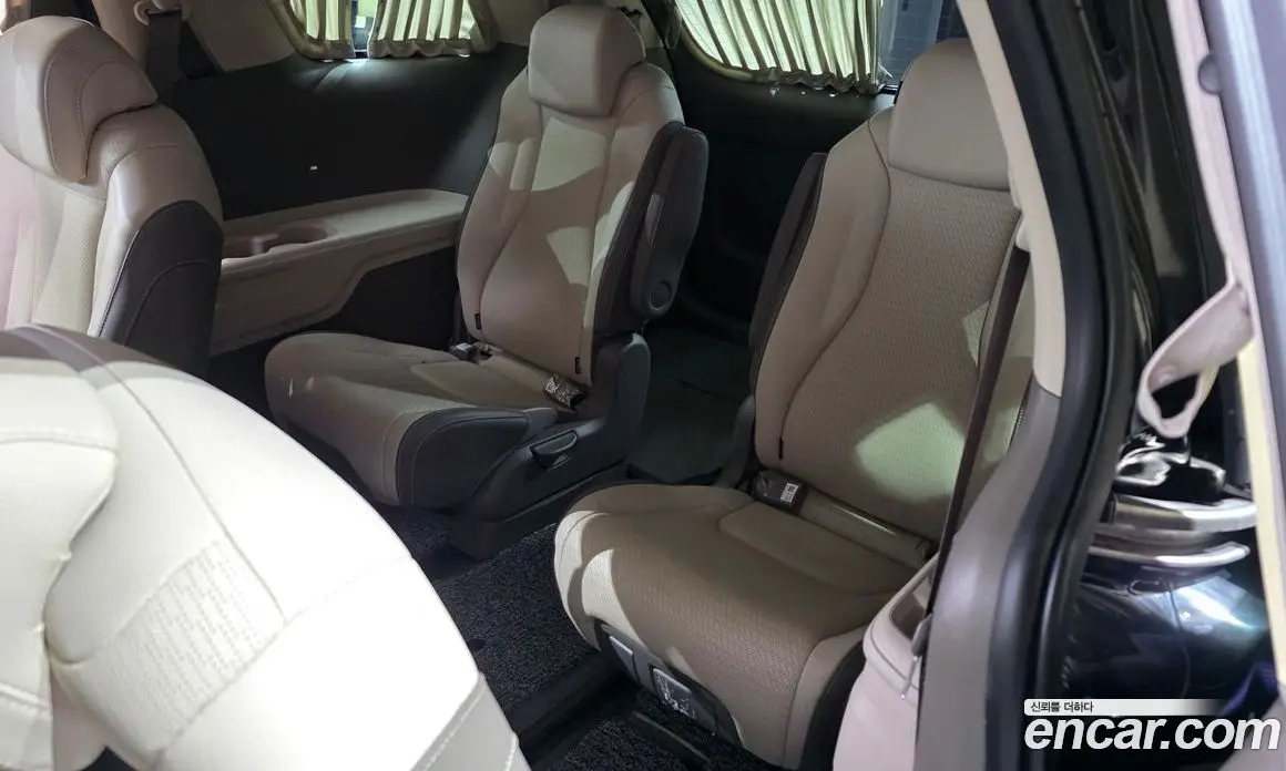 Kia Carnival 2023 3.5 автомат (гидро), фото 17