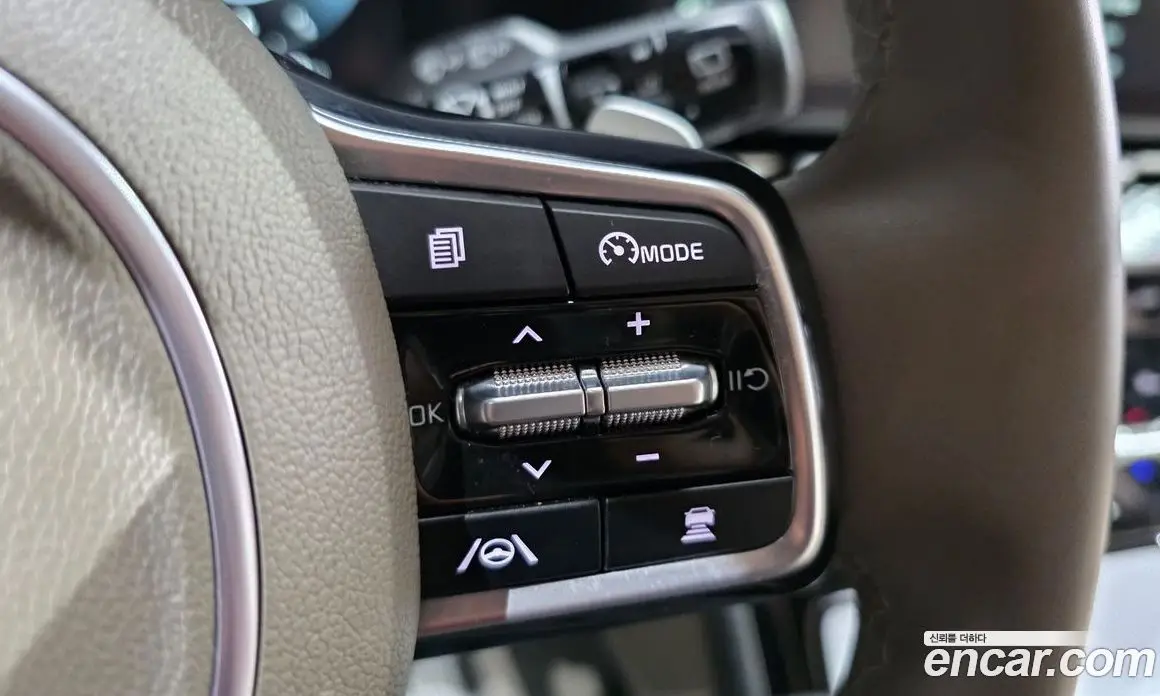 Kia Carnival 2023 3.5 автомат (гидро), фото 35