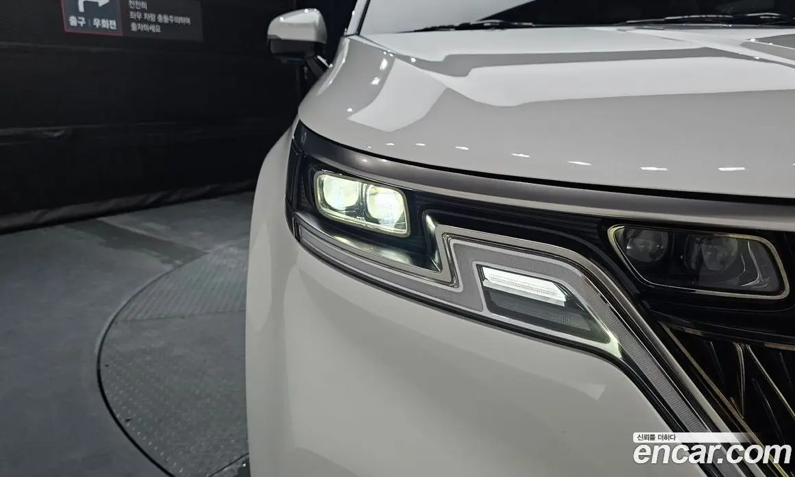 Kia Carnival 2023 2.2 автомат (гидро), фото 7