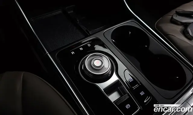 Kia Carnival 2024 3.5 автомат (гидро), миниатюра 9
