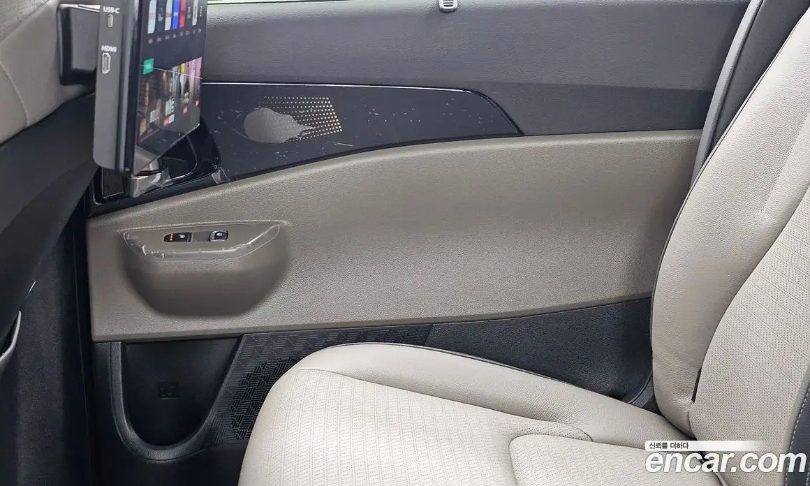 Kia Carnival 2024 3.5 автомат (гидро), фото 15