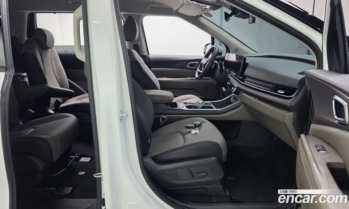 Kia Carnival 2025 3.5 автомат (гидро), фото 16