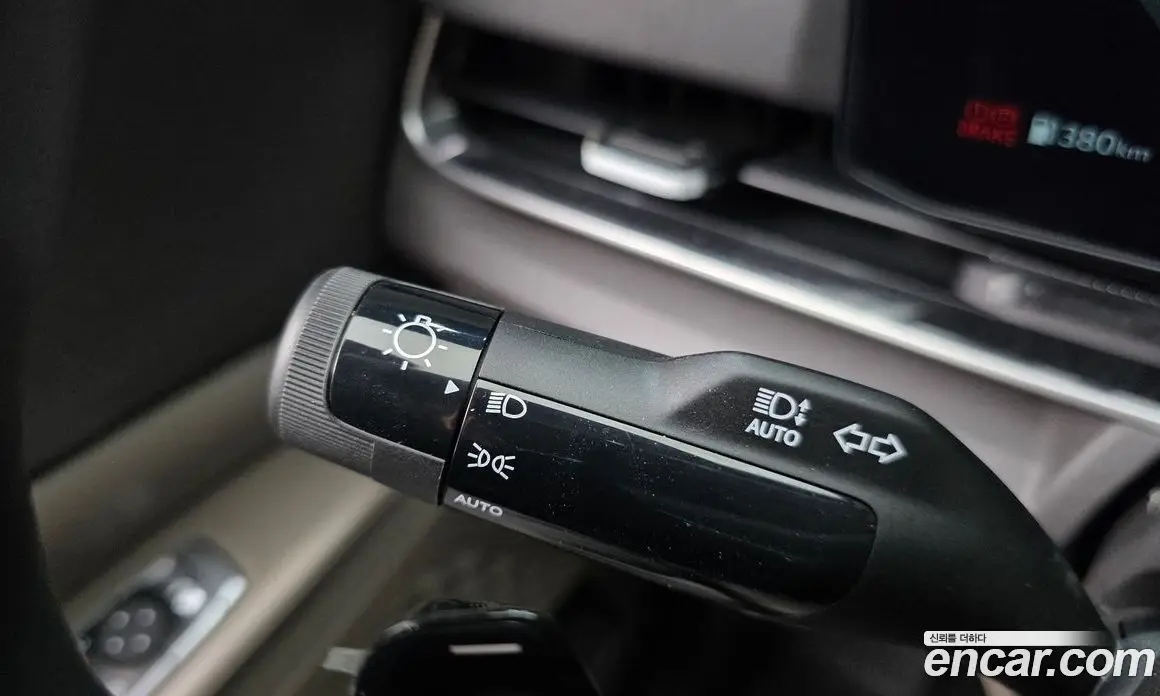 Kia Carnival 2025 3.5 автомат (гидро), фото 25