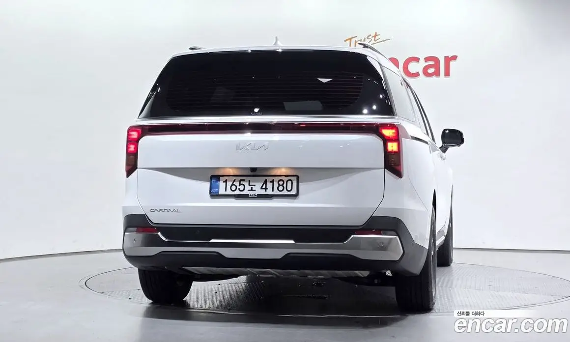 Kia Carnival 2025 3.5 автомат (гидро), фото 4