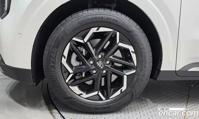 Kia Carnival 2025 3.5 автомат (гидро), миниатюра 5