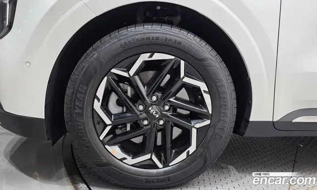 Kia Carnival 2025 3.5 автомат (гидро), миниатюра 7