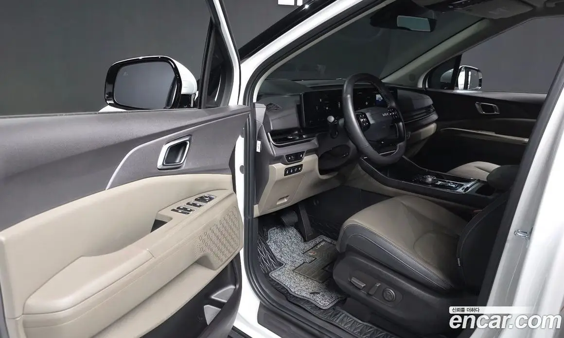 Kia Carnival 2025 1.6 автомат (гидро), фото 13