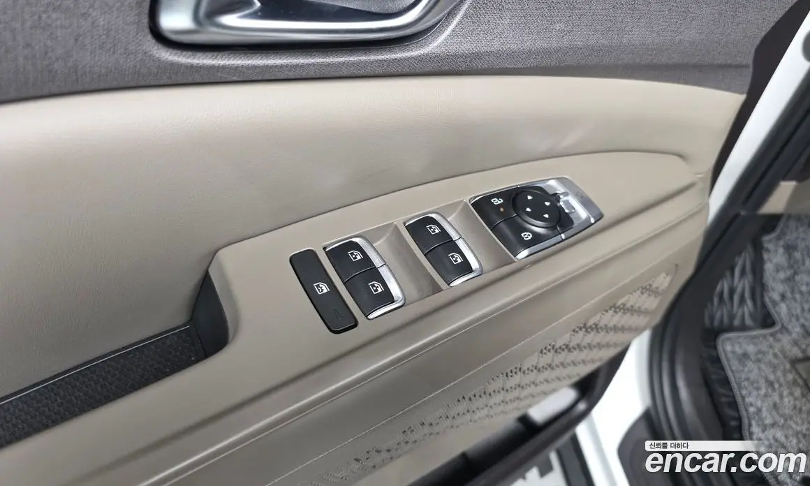 Kia Carnival 2025 1.6 автомат (гидро), фото 31