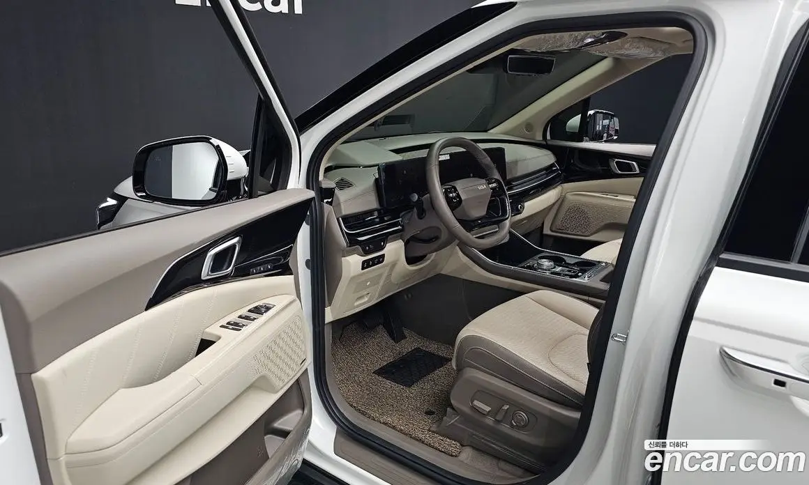 Kia Carnival 2025 1.6 автомат (гидро), фото 13