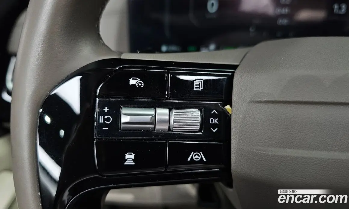 Kia Carnival 2025 1.6 автомат (гидро), фото 31