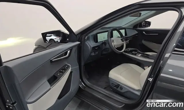 Kia EV6 2022 0.1 автомат (гидро), миниатюра 10
