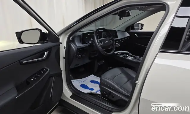 Kia EV6 2023 0.1 автомат (гидро), миниатюра 12