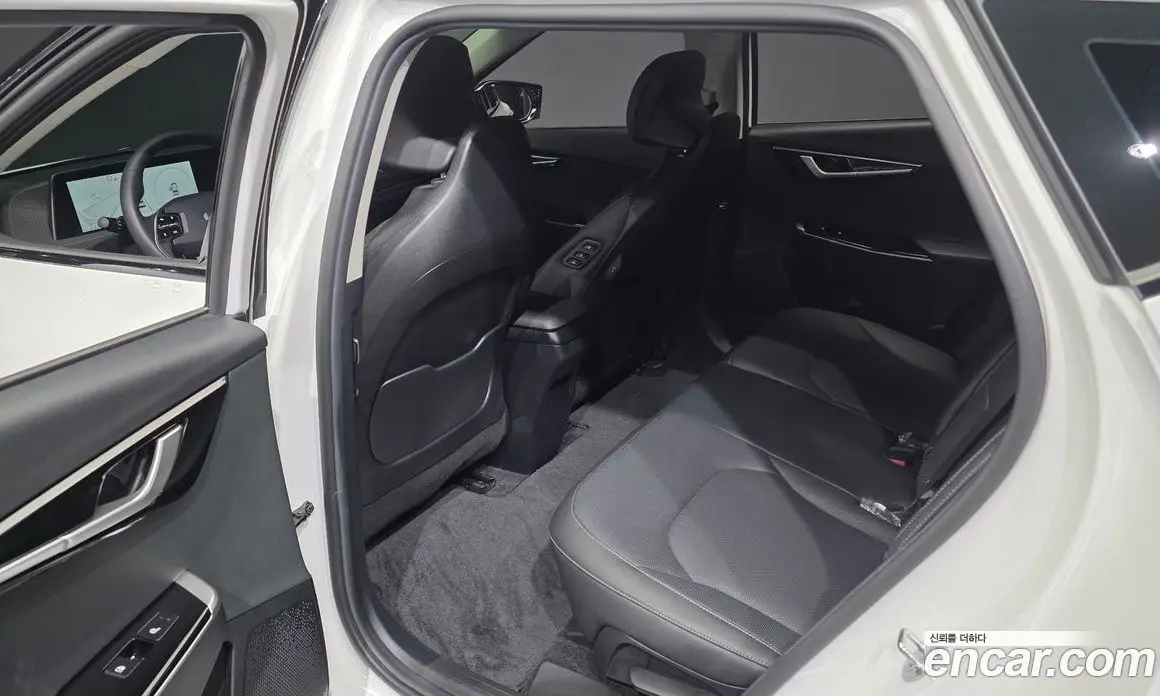 Kia EV6 2024 0.1 автомат (гидро), фото 16