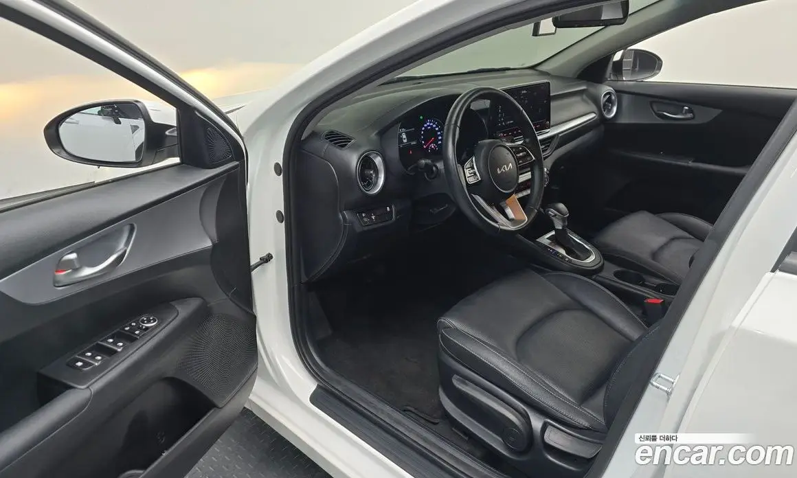 Kia K3 2021 1.6 автомат (гидро), фото 13