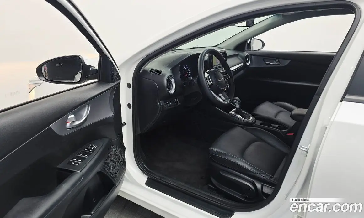 Kia K3 2022 1.6 автомат (гидро), фото 13