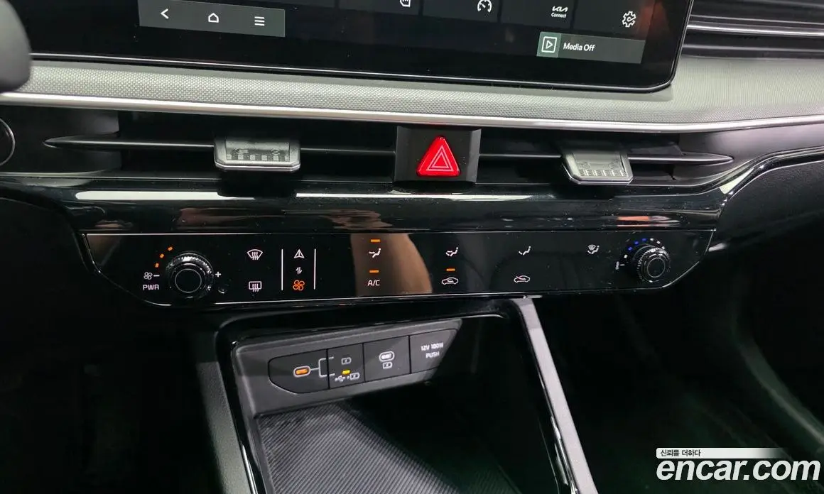Kia K5 (Optima) 2025 2.0 автомат (гидро), фото 23