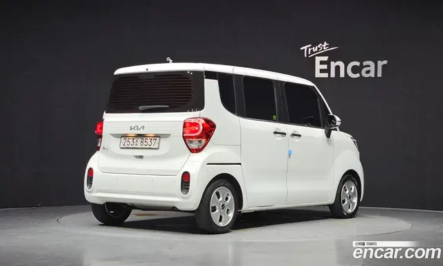 Kia Ray 2022 1.0 автомат (гидро), миниатюра 2