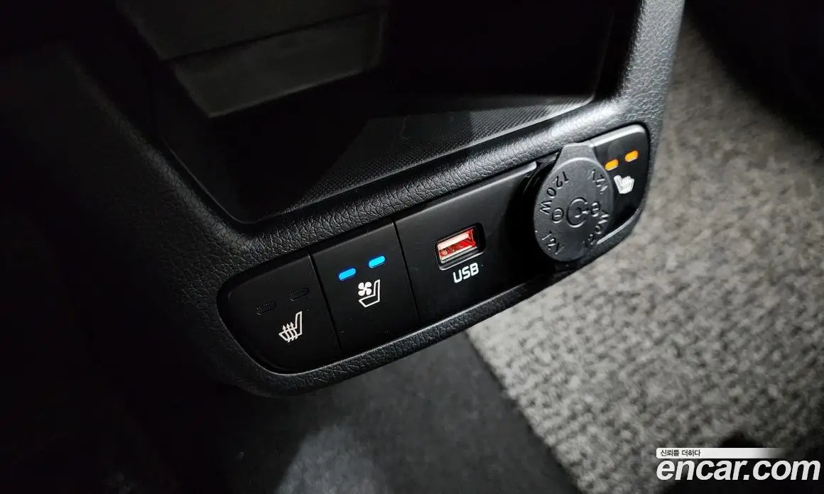 Kia Ray 2023 1.0 автомат (гидро), фото 12