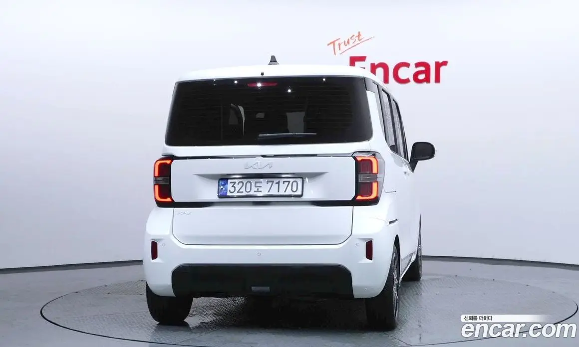 Kia Ray 2023 1.0 автомат (гидро), фото 4