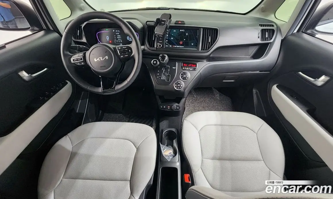 Kia Ray 2023 1.0 автомат (гидро), фото 7