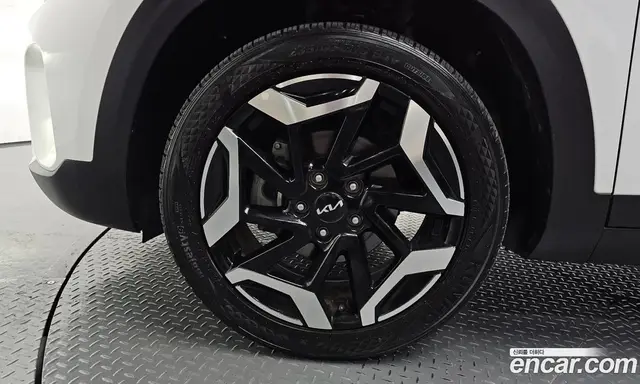 Kia Seltos 2023 2.0 автомат (гидро), миниатюра 4