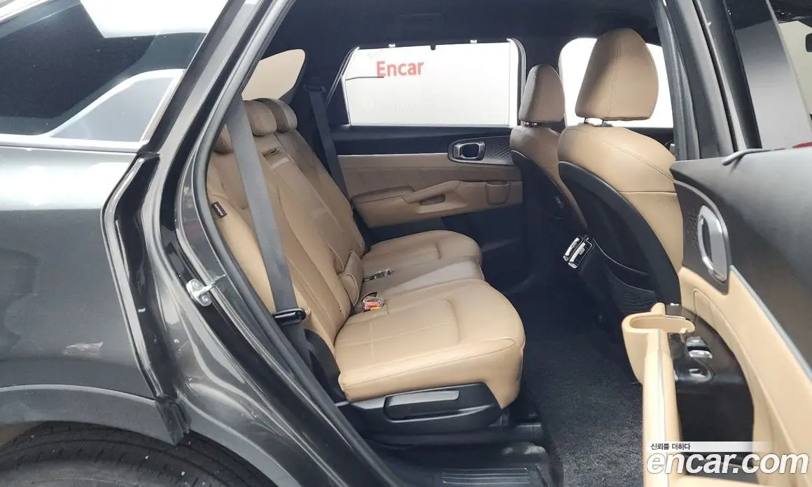 Kia Sorento 2024 1.6 автомат (гидро), фото 17