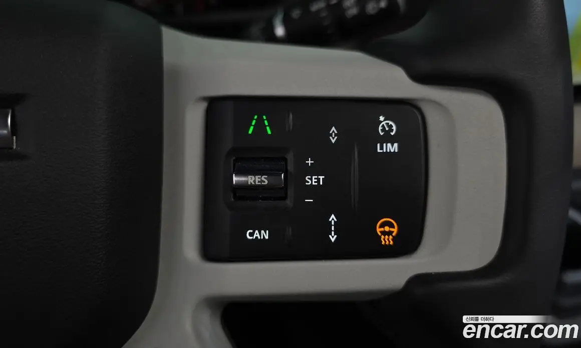 Land Rover Defender 2023 2.0 автомат (гидро), фото 29