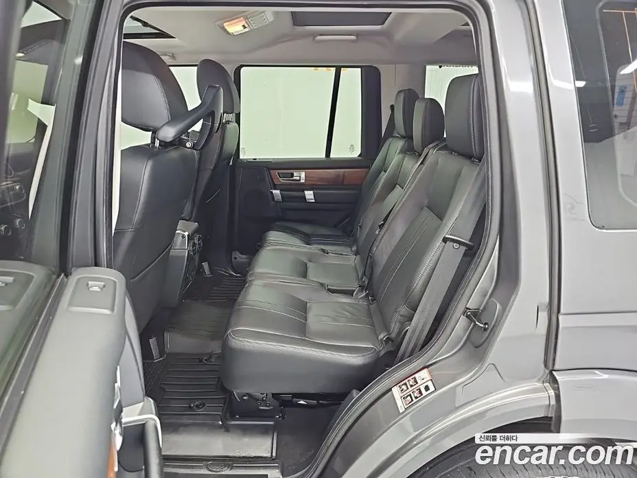 Land Rover Discovery 2014 3.0 автомат (гидро), фото 12