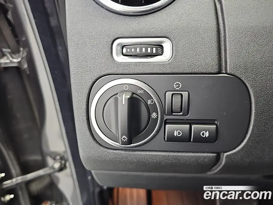 Land Rover Discovery 2014 3.0 автомат (гидро), фото 19
