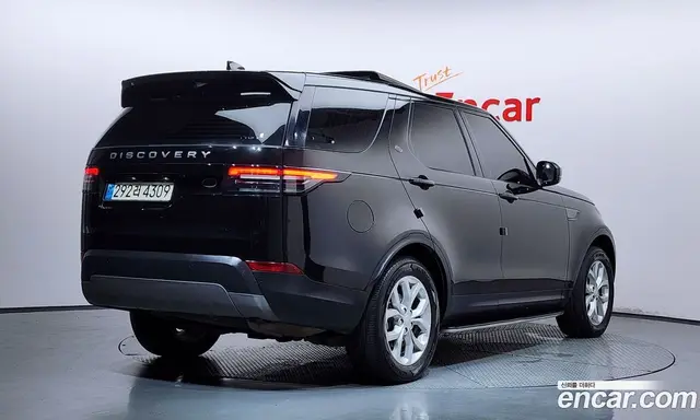 Land Rover Discovery 2018 2.0 автомат (гидро), миниатюра 2