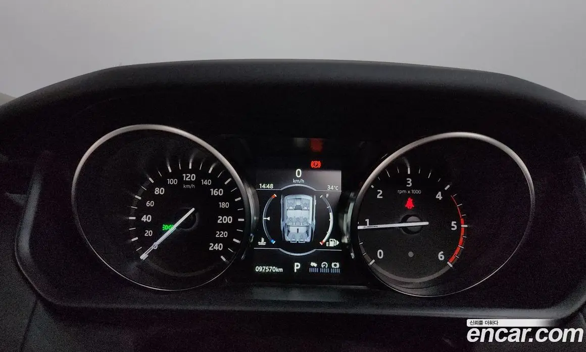 Land Rover Discovery 2018 2.0 автомат (гидро), фото 8