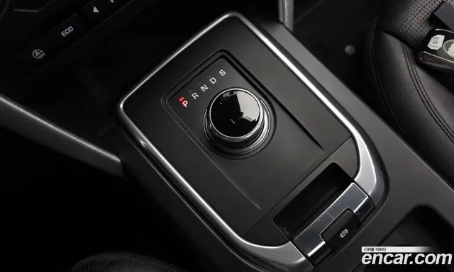 Land Rover Discovery Sport 2017 2.0 автомат (гидро), миниатюра 12