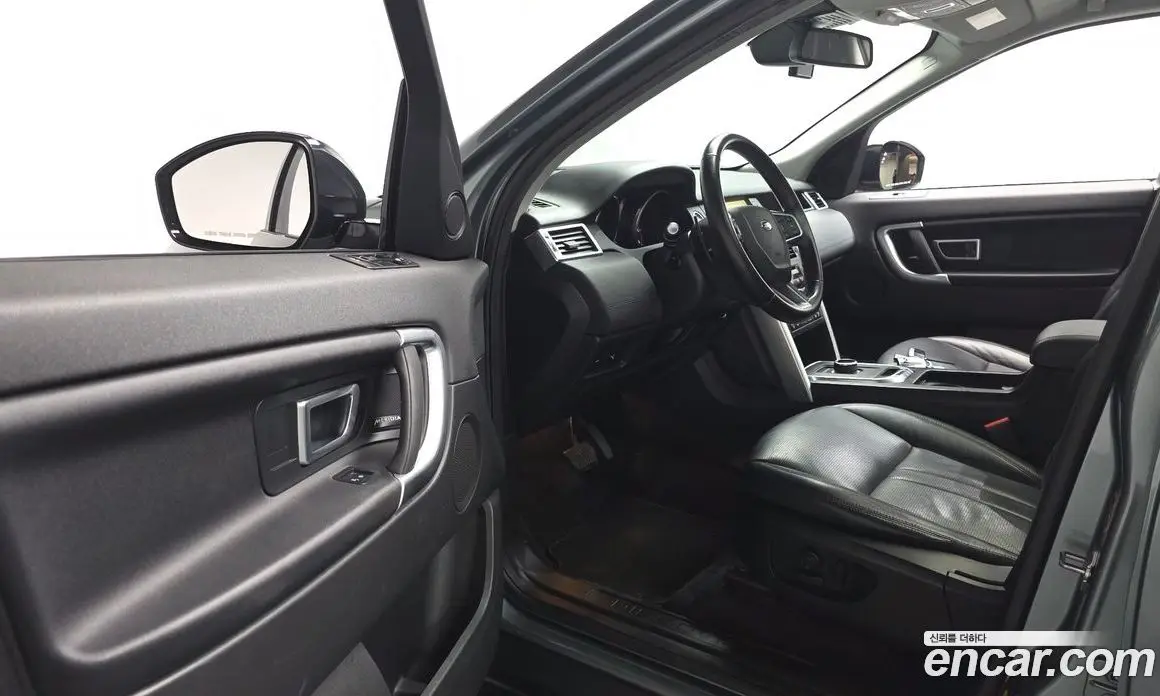 Land Rover Discovery Sport 2017 2.0 автомат (гидро), фото 13
